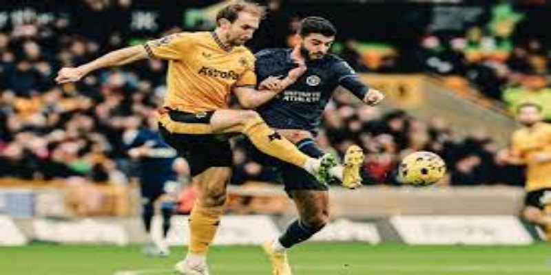 关键球员闪耀：迪亚比与孔萨的决定性贡献-星空体育深度解读  -星空体育